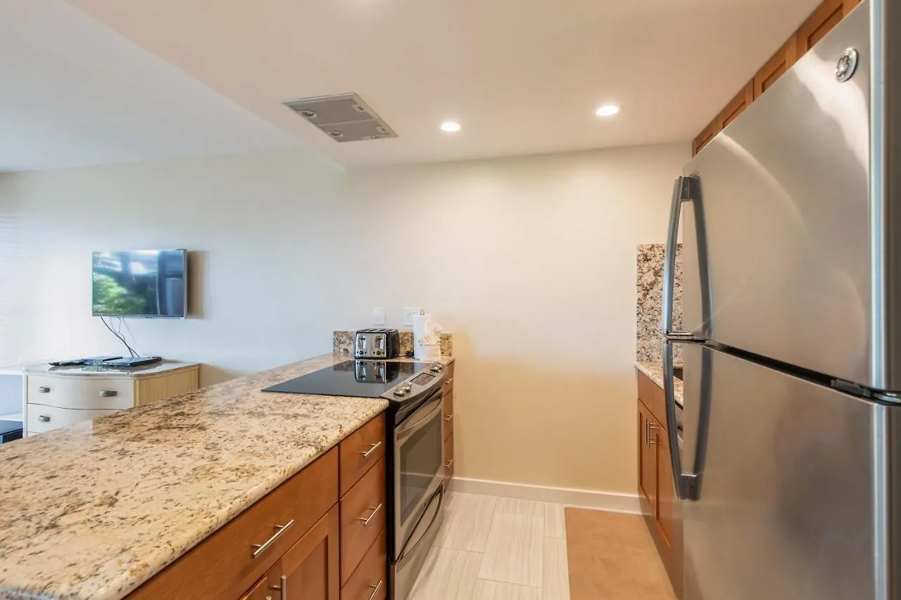 Hale Kai 111 Apartment Kahana
